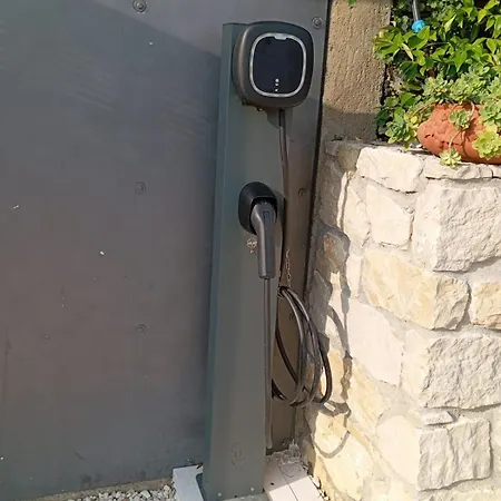 فندق مبيت وإفطار Da Cesco 4*