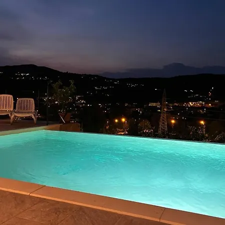 Da Cesco Bed & Breakfast 4*